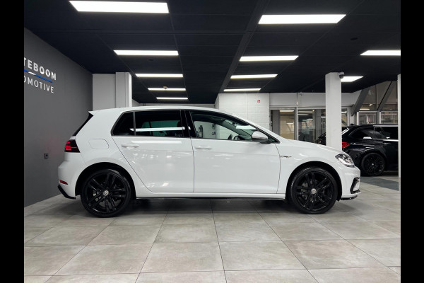 Volkswagen Golf 7.5 1.5 TSI R-LINE | ACC | CARPLAY |LED|