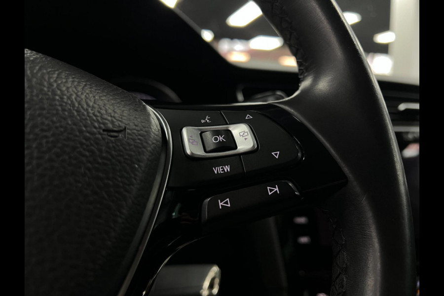 Volkswagen Golf 7.5 1.5 TSI R-LINE | ACC | CARPLAY |LED|