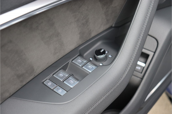 Audi RS7 4.0 V8 TFSI quattro **Dynamic Plus/4ws/Ceramic/Carbon/HUD/Pano/Matrix/360**