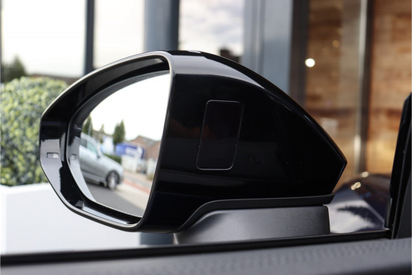 Audi RS7 4.0 V8 TFSI quattro **Dynamic Plus/4ws/Ceramic/Carbon/HUD/Pano/Matrix/360**