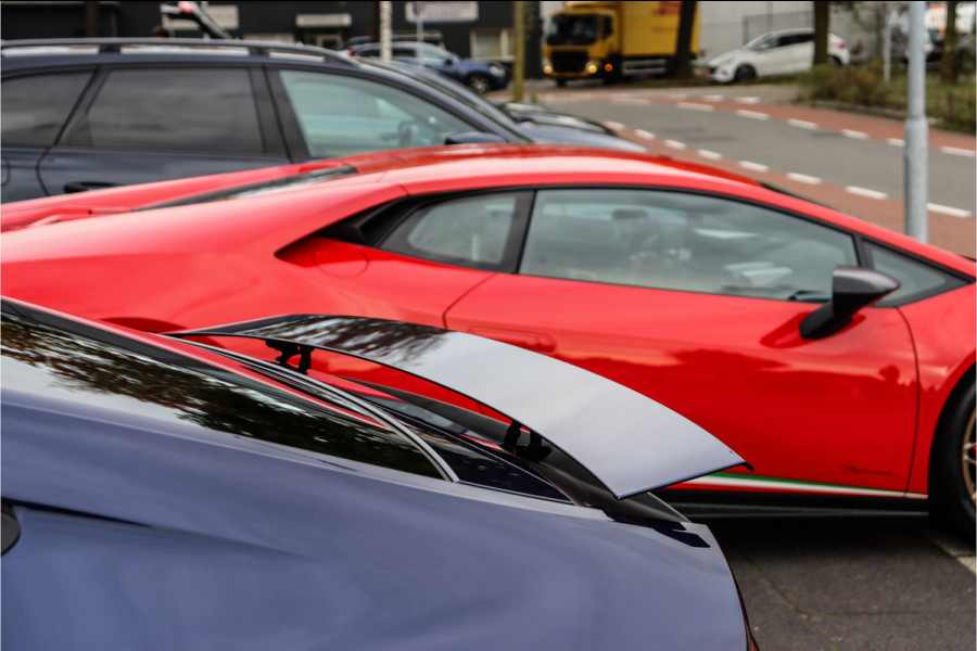 Audi RS7 4.0 V8 TFSI quattro **Dynamic Plus/4ws/Ceramic/Carbon/HUD/Pano/Matrix/360**