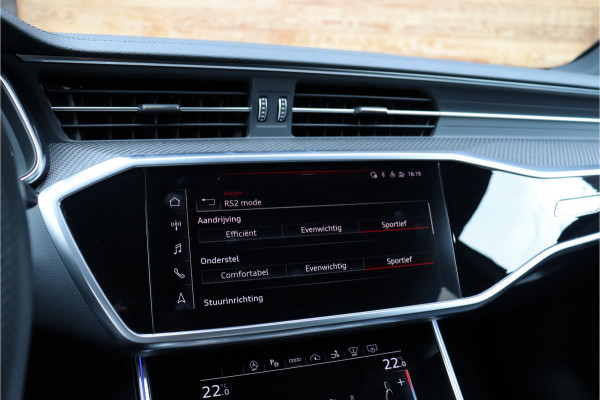 Audi RS7 4.0 V8 TFSI quattro **Dynamic Plus/4ws/Ceramic/Carbon/HUD/Pano/Matrix/360**