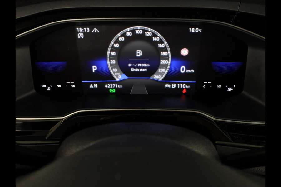 Volkswagen Taigo 1.5 TSI R-Line Business 150PK | Automaat (DSG) | Navigatie | Camera | Stoelverwarming | 18 Inch | Keyless entry