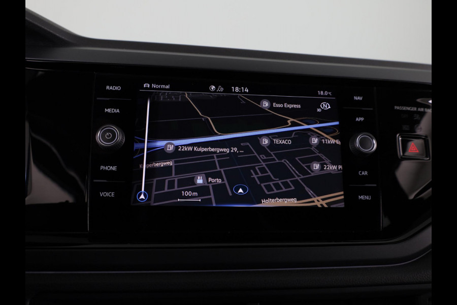 Volkswagen Taigo 1.5 TSI R-Line Business 150PK | Automaat (DSG) | Navigatie | Camera | Stoelverwarming | 18 Inch | Keyless entry