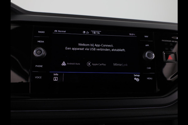 Volkswagen Taigo 1.5 TSI R-Line Business 150PK | Automaat (DSG) | Navigatie | Camera | Stoelverwarming | 18 Inch | Keyless entry