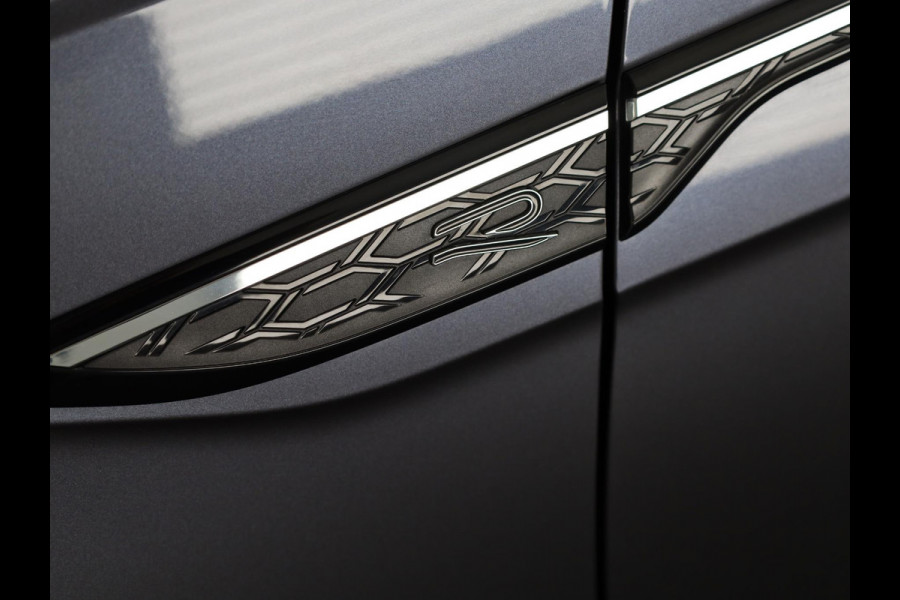 Volkswagen Taigo 1.5 TSI R-Line Business 150PK | Automaat (DSG) | Navigatie | Camera | Stoelverwarming | 18 Inch | Keyless entry