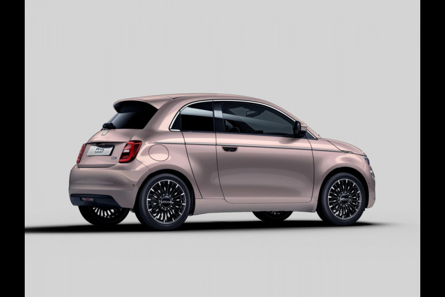 Fiat 500E 3+1 La Prima 42 kWh | 17% Bijtelling | Clima | Cruise | Leder | 17" | Priv Glass | Winter Pack | JBL Sound | BSM | Apple Carplay