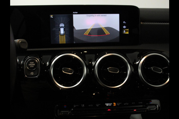 Mercedes-Benz CLA-Klasse Shooting Brake 200 163pk DCT Progressive | Navigatie | Camera | Parkeersensoren | Elektrische achterklep | Stoelverwarming | Cruise Control | Ledverlichting | Climate Control