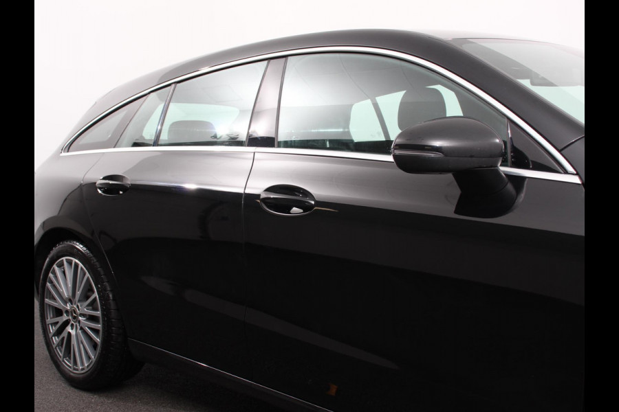 Mercedes-Benz CLA-Klasse Shooting Brake 200 163pk DCT Progressive | Navigatie | Camera | Parkeersensoren | Elektrische achterklep | Stoelverwarming | Cruise Control | Ledverlichting | Climate Control