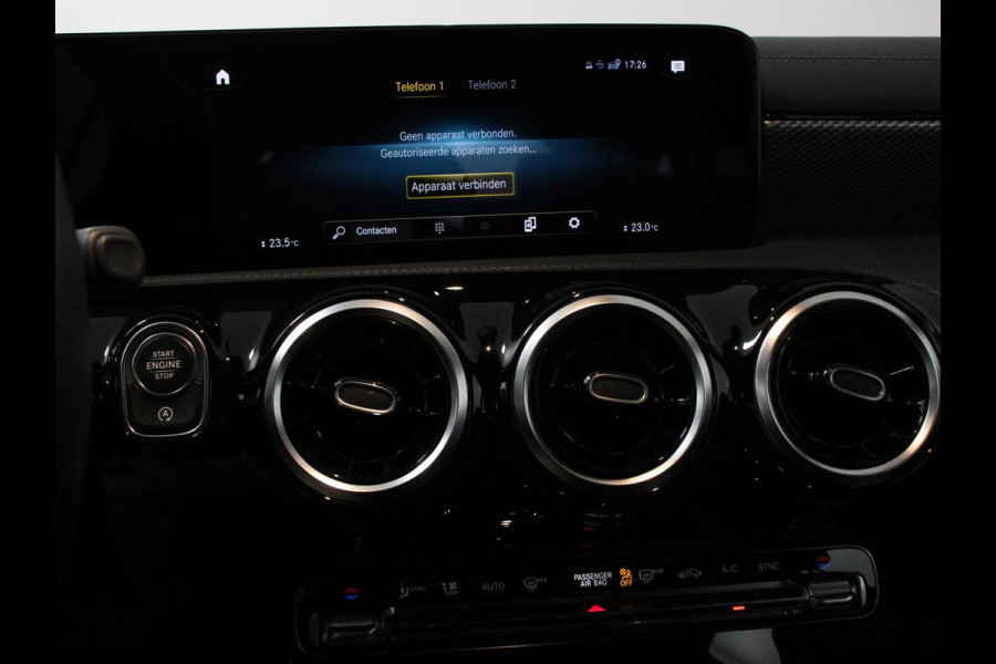 Mercedes-Benz CLA-Klasse Shooting Brake 200 163pk DCT Progressive | Navigatie | Camera | Parkeersensoren | Elektrische achterklep | Stoelverwarming | Cruise Control | Ledverlichting | Climate Control