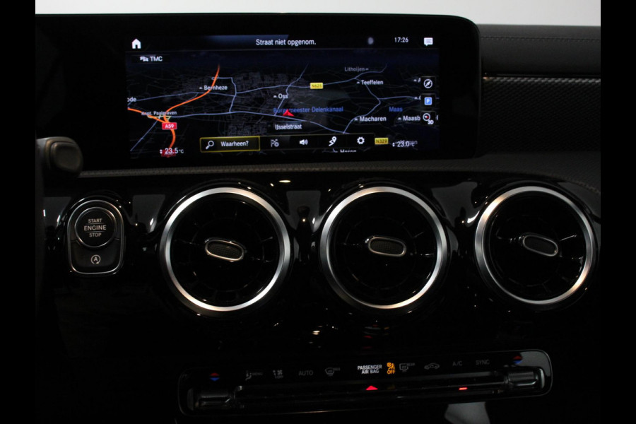 Mercedes-Benz CLA-Klasse Shooting Brake 200 163pk DCT Progressive | Navigatie | Camera | Parkeersensoren | Elektrische achterklep | Stoelverwarming | Cruise Control | Ledverlichting | Climate Control