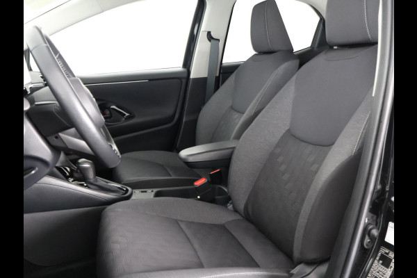 Toyota Yaris 1.5 Hybrid 115 Dynamic Luxury | Stuur- & Stoelverwarming | Dodehoek Detectie | Comfort Pack |