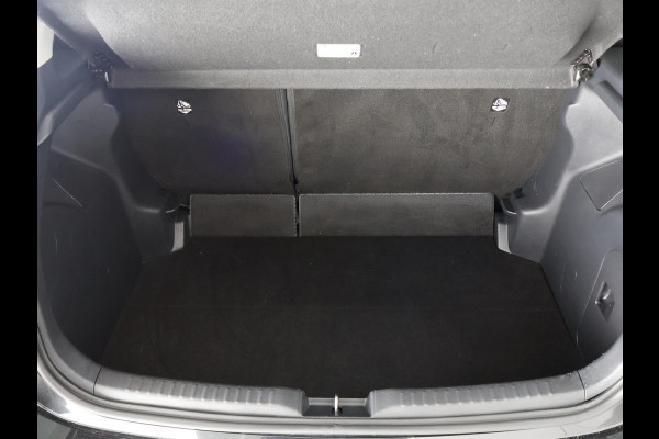 Toyota Yaris 1.5 Hybrid 115 Dynamic Luxury | Stuur- & Stoelverwarming | Dodehoek Detectie | Comfort Pack |