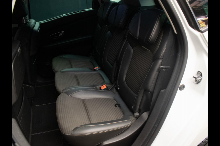 Renault Scénic 1.2 TCe Bose Sport (CARPLAY,NAVI,LED,SPORTSTOELEN,CAMERA,LEDER,TREKHAAK,PDC,CRUISE,CLIMATE,NETTESTAAT)