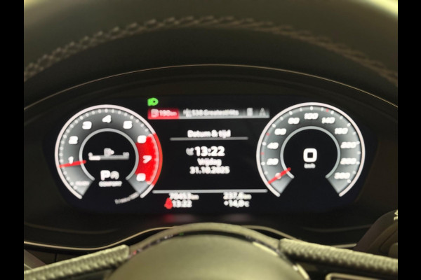 Audi A4 Limousine 35 TFSI S edition Competition 3 x S-line | NAP | Pano | Stoelverwarming | Sfeerverlichting | DAB | CarPlay