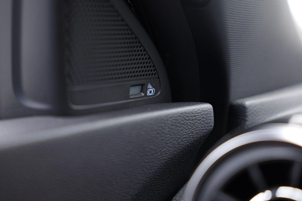 MG EHS 1.5 TGDI Luxury |Pano|360 Camera|Leder|Dodehoek|Ambience|Elek. Stoelen|