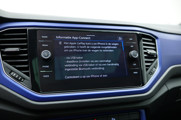 Volkswagen T-Roc 2.0 TSI 4Motion R |Pano|Akra|Dodehoek|Beats|Leder|