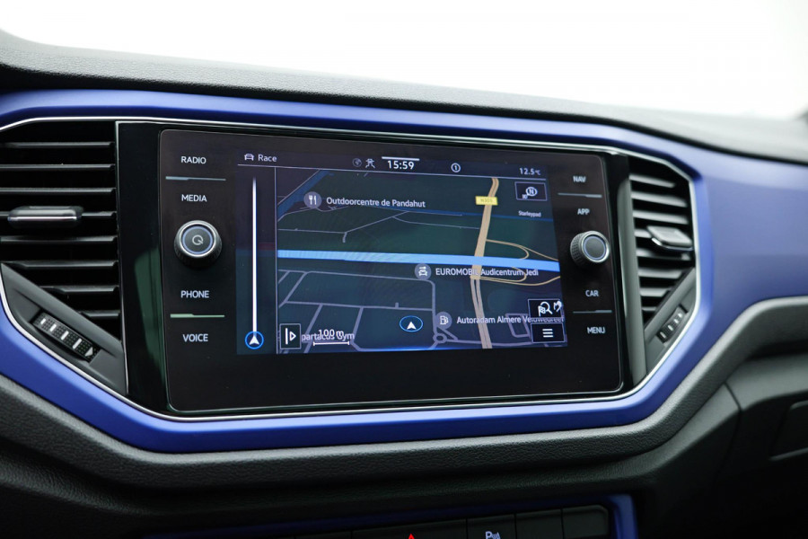 Volkswagen T-Roc 2.0 TSI 4Motion R |Pano|Akra|Dodehoek|Beats|Leder|