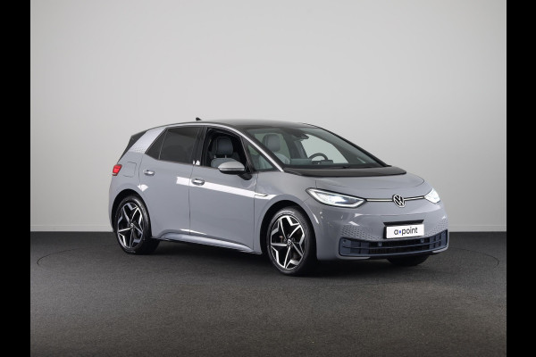 Volkswagen ID.3 First Plus 58 kWh 204 pk | Navigatie | Parkeersensoren | Achteruitrijcamera | Adaptieve cruise control | Matrix LED koplampen | Stoelverwarming |