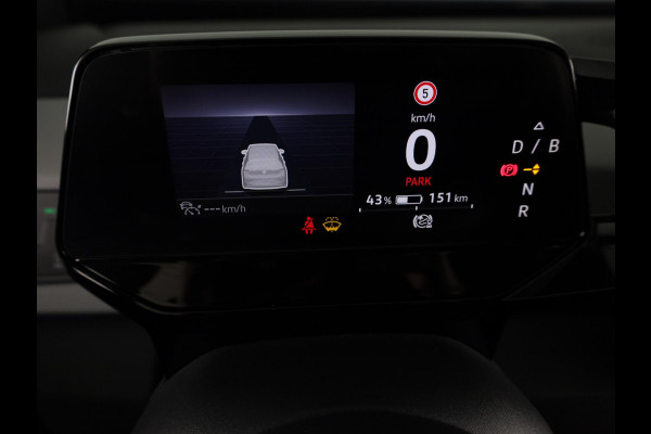 Volkswagen ID.3 First Plus 58 kWh 204 pk | Navigatie | Parkeersensoren | Achteruitrijcamera | Adaptieve cruise control | Matrix LED koplampen | Stoelverwarming |