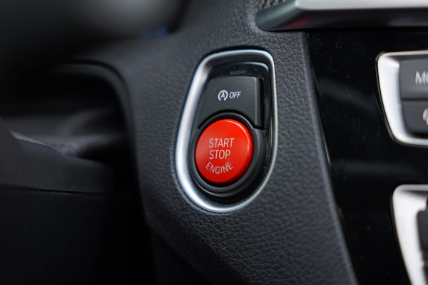 BMW 2 Serie Coupé M2 DCT Competition |M-Track Pack|M-Drivers Pack|M-Sport Seats|Schuifdak|Dealer onderhouden|