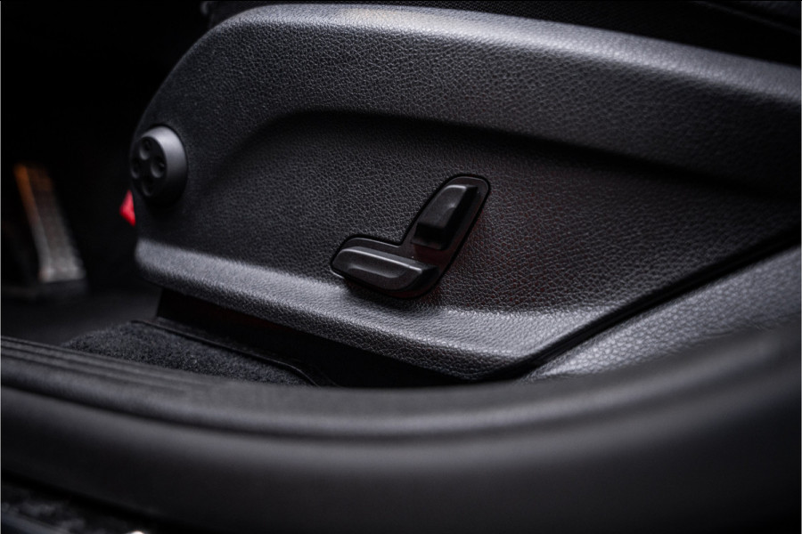 Mercedes-Benz GLC Coupé GLC 350e 4MATIC Edition 1 - AMG Line | Panorama | Burmester | 360 Camera