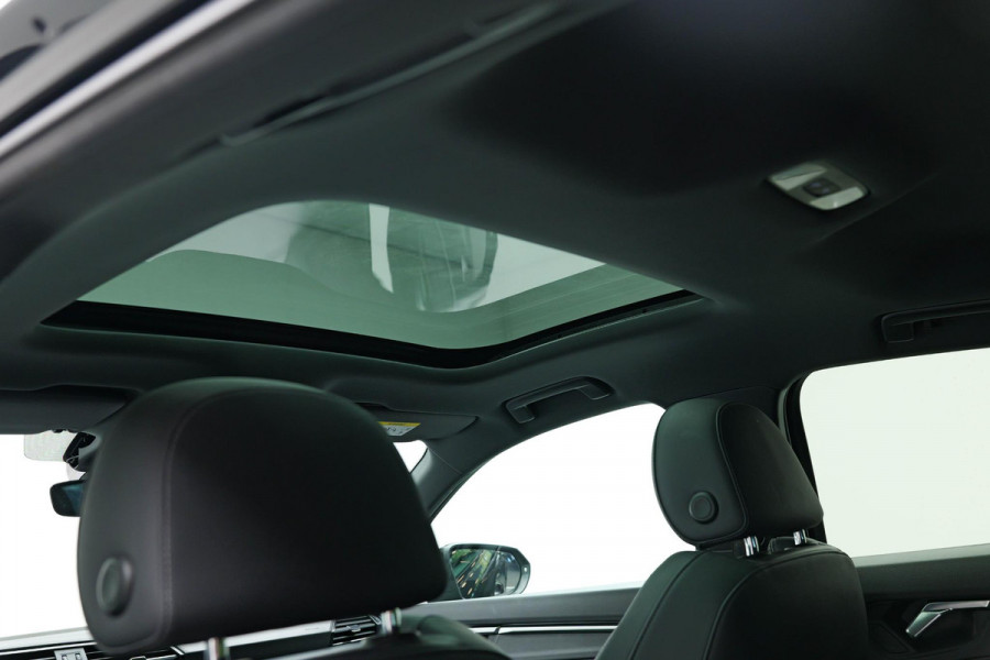 Audi Q3 Sportback 45 TFSI e S-Edition |Pano|3xS-Line|Camera|Dodehoek|