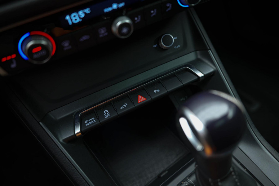 Audi Q3 Sportback 45 TFSI e S-Edition |Pano|3xS-Line|Camera|Dodehoek|