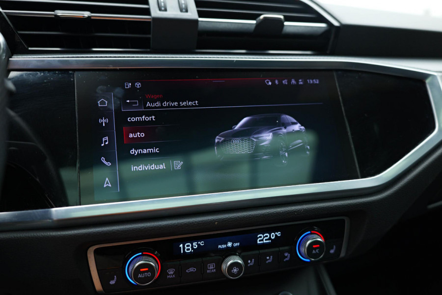 Audi Q3 Sportback 45 TFSI e S-Edition |Pano|3xS-Line|Camera|Dodehoek|