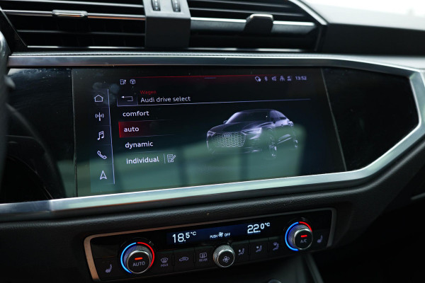 Audi Q3 Sportback 45 TFSI e S-Edition |Pano|3xS-Line|Camera|Dodehoek|