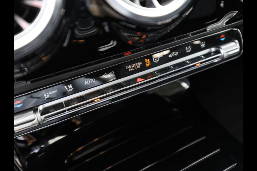 Mercedes-Benz A-Klasse 250e AMG ** LED, MBUX+, DISTR, PANORAMA, HuD, 2-Zone CLIMA, 19-inch LMV,  ** 1e EIG - UNFALLFREI ** ** INFORMEER OOK NAAR ONZE AANTREKKELIJKE FINANCIAL-LEASE TARIEVEN **