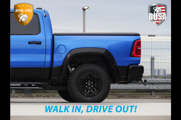 Dodge Ram | RHO | 3.0L Twin-Turbo I6 | 4x4 | Crew Cab | Black Edition | Panoramadak | 14,4-inch Touchscreen | Passenger Display | Getoonde accessoires zijn verkrijgbaar tegen meerprijs