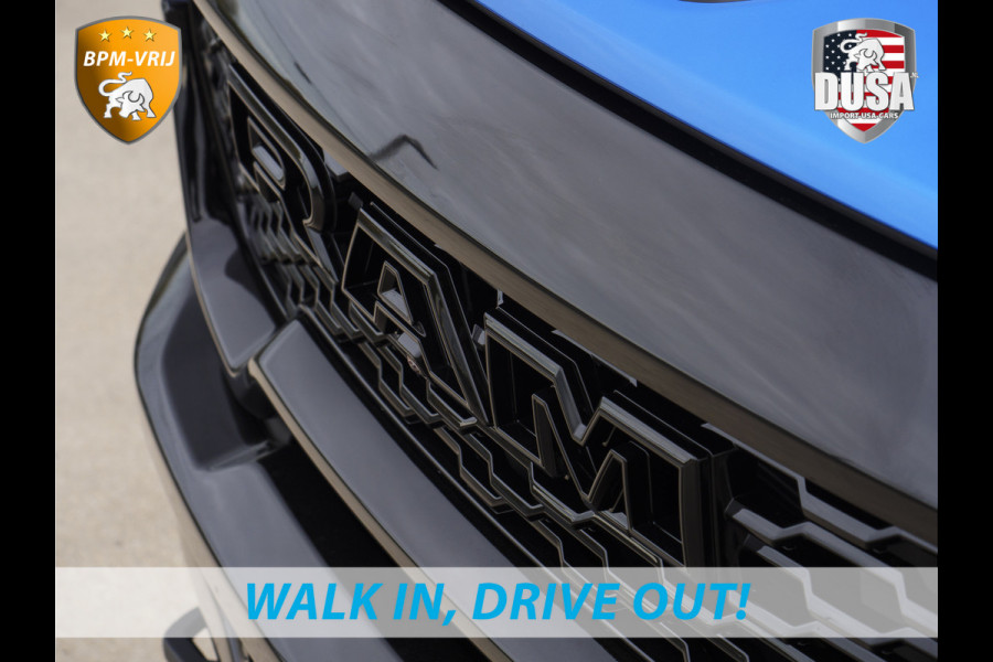 Dodge Ram | RHO | 3.0L Twin-Turbo I6 | 4x4 | Crew Cab | Black Edition | Panoramadak | 14,4-inch Touchscreen | Passenger Display | Getoonde accessoires zijn verkrijgbaar tegen meerprijs