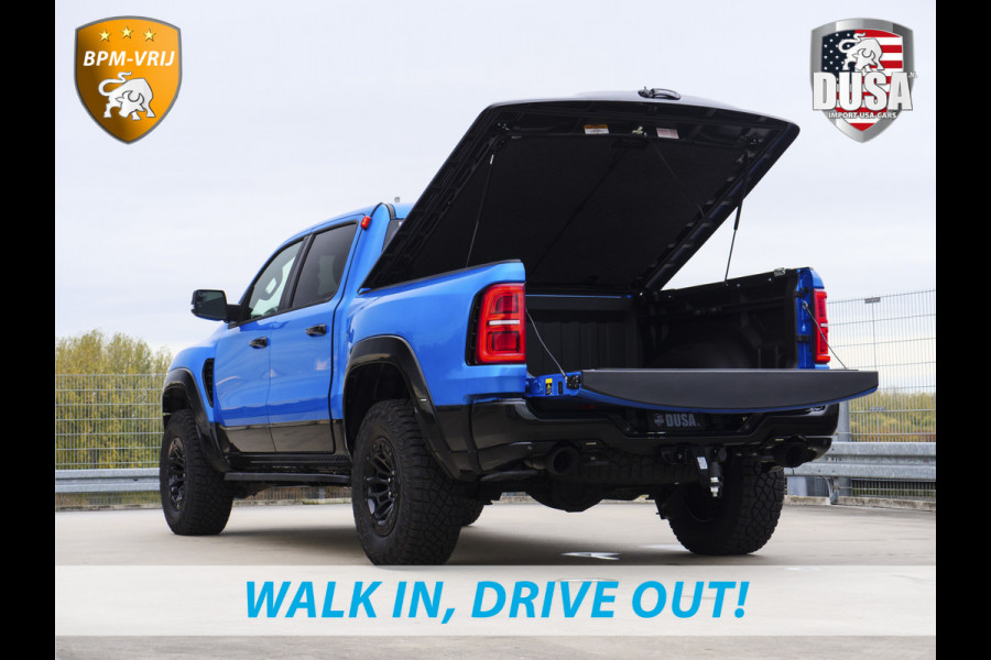 Dodge Ram | RHO | 3.0L Twin-Turbo I6 | 4x4 | Crew Cab | Black Edition | Panoramadak | 14,4-inch Touchscreen | Passenger Display | Getoonde accessoires zijn verkrijgbaar tegen meerprijs