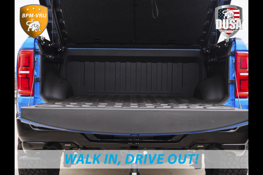 Dodge Ram | RHO | 3.0L Twin-Turbo I6 | 4x4 | Crew Cab | Black Edition | Panoramadak | 14,4-inch Touchscreen | Passenger Display | Getoonde accessoires zijn verkrijgbaar tegen meerprijs