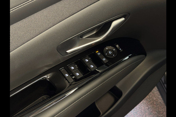 Hyundai Tucson 1.6 T-GDI PHEV SKY ✅NIEUWE AUTO✅ 252PK SCHUIFDAK CAMERA CARPLAY STOELVERW. V+A PLUG IN HYBRIDE - 5 JAAR GARANTIE phev