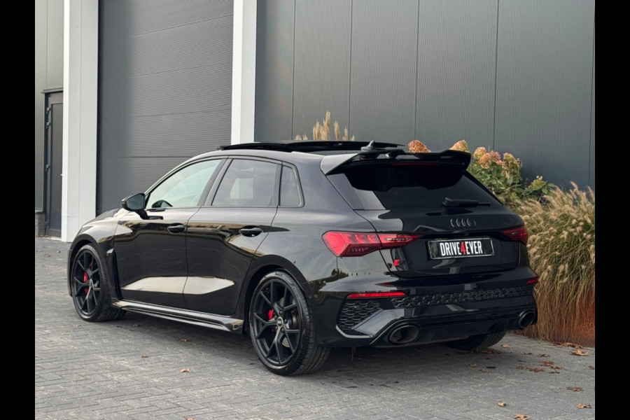 Audi RS3 Sportback 2.5 TFSI RS 3 quatt. PANO HUD NAVI CAMERA SPORTVELGEN