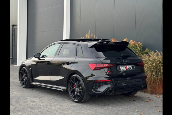 Audi RS3 Sportback 2.5 TFSI RS 3 quatt. PANO HUD NAVI CAMERA SPORTVELGEN