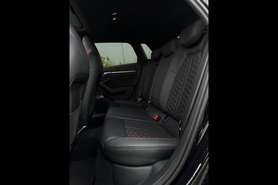Audi RS3 Sportback 2.5 TFSI RS 3 quatt. PANO HUD NAVI CAMERA SPORTVELGEN