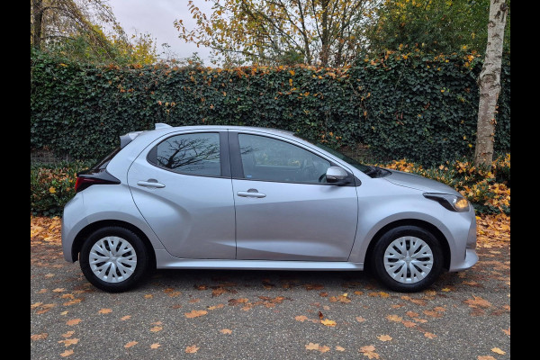 Toyota Yaris 1.5 Hybrid Active 1e EIG Automaat Camera Navi CarPlay BTW AUTO