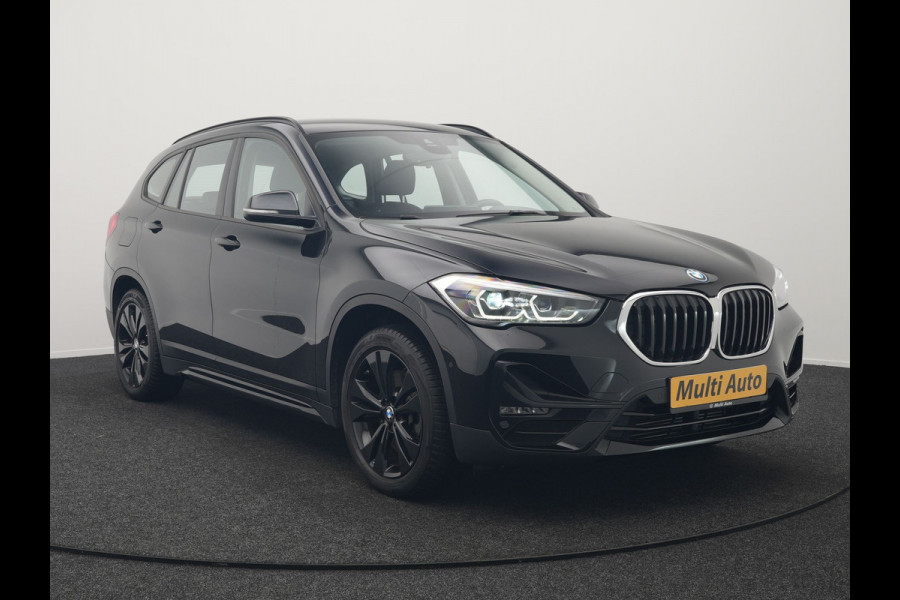 BMW X1 xDrive25e Sportline Plug In Hybrid 221pk Dealer O.H PHEV | Trekhaak Afn. | Head Up | Adaptive Cruise | Camera | Lederen Sportstoelen Verwarmd | M Sportstuur | Navigatie | DAB | 18"L.M |