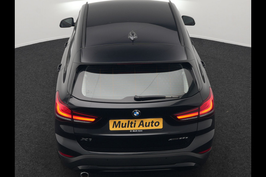 BMW X1 xDrive25e Sportline Plug In Hybrid 221pk Dealer O.H PHEV | Trekhaak Afn. | Head Up | Adaptive Cruise | Camera | Lederen Sportstoelen Verwarmd | M Sportstuur | Navigatie | DAB | 18"L.M |