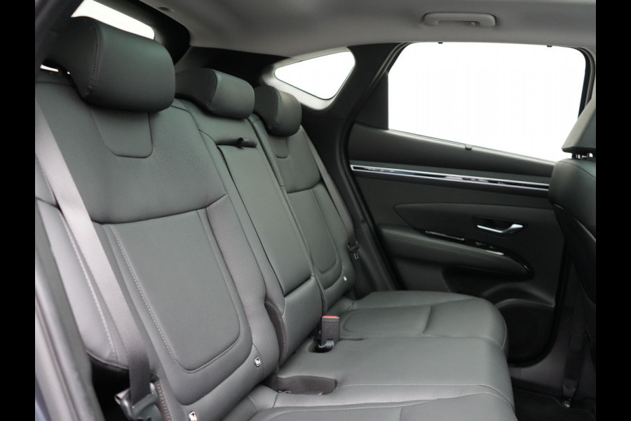 Hyundai Tucson 1.6 T-GDI Premium Sky 4WD Plug In Hybrid 266pk Dealer O.H PHEV | Panodak | Adaptive Cruise | Camera | Krell Soundsystem | Keyless | Lederen Sporstoelen Memory & Ventilatie | Verwarmde Sportstoelen & Stuur | Apple Carplay | Pilot Assist | Navigatie |