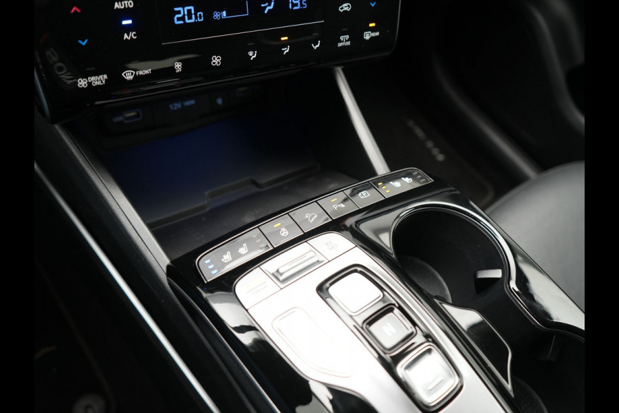 Hyundai Tucson 1.6 T-GDI Premium Sky 4WD Plug In Hybrid 266pk Dealer O.H PHEV | Panodak | Adaptive Cruise | Camera | Krell Soundsystem | Keyless | Lederen Sporstoelen Memory & Ventilatie | Verwarmde Sportstoelen & Stuur | Apple Carplay | Pilot Assist | Navigatie |