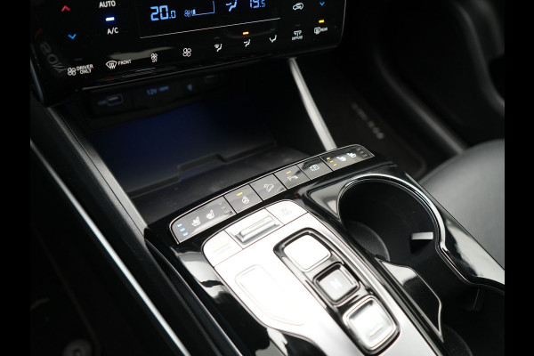 Hyundai Tucson 1.6 T-GDI Premium Sky 4WD Plug In Hybrid 266pk Dealer O.H PHEV | Panodak | Adaptive Cruise | Camera | Krell Soundsystem | Keyless | Lederen Sporstoelen Memory & Ventilatie | Verwarmde Sportstoelen & Stuur | Apple Carplay | Pilot Assist | Navigatie |