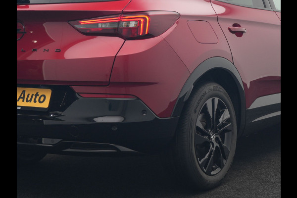 Opel Grandland 1.6 Turbo GS Line Facelift Plug In Hybrid 225pk Dealer O.H PHEV | Adaptive Cruise | 360 Camera | Matrix LED | Black Optic | Alcantara Sporstoelen Verwarmd | Apple Carplay | Sfeerverlichting | Navigatie | Virtual | DAB | 18"L.M |
