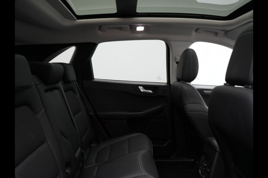 Ford Kuga 2.5 Titanium Plug In Hybrid 225pk Dealer O.H. PHEV | Panodak | Trekhaak Afneembaar | Adaptive Cruise | 360 Camera | Bang&Olufsen | Sportstoelen & Stuur Verwarmd | Keyless | Blis | Navigatie | DAB |