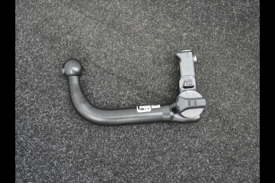 Ford Kuga 2.5 Titanium Plug In Hybrid 225pk Dealer O.H. PHEV | Panodak | Trekhaak Afneembaar | Adaptive Cruise | 360 Camera | Bang&Olufsen | Sportstoelen & Stuur Verwarmd | Keyless | Blis | Navigatie | DAB |