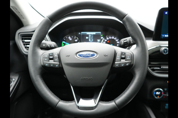 Ford Kuga 2.5 Titanium Plug In Hybrid 225pk Dealer O.H. PHEV | Panodak | Trekhaak Afneembaar | Adaptive Cruise | 360 Camera | Bang&Olufsen | Sportstoelen & Stuur Verwarmd | Keyless | Blis | Navigatie | DAB |