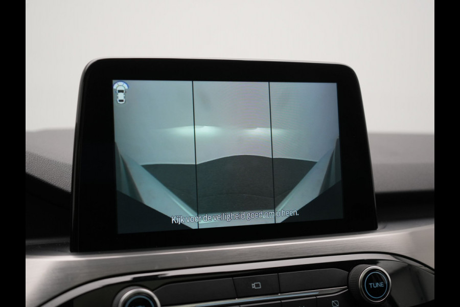 Ford Kuga 2.5 Titanium Plug In Hybrid 225pk Dealer O.H. PHEV | Panodak | Trekhaak Afneembaar | Adaptive Cruise | 360 Camera | Bang&Olufsen | Sportstoelen & Stuur Verwarmd | Keyless | Blis | Navigatie | DAB |